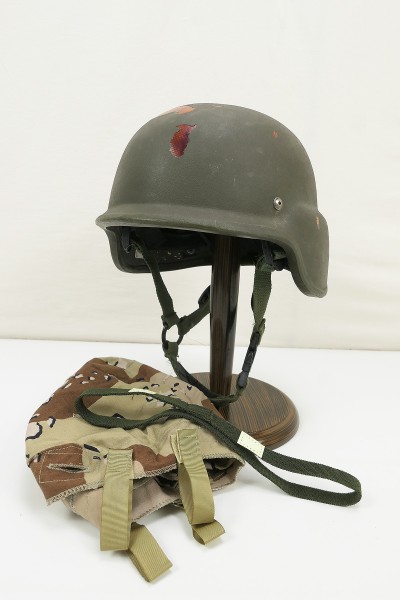 #57 Nato PASG Paratrooper Gefechtshelm Combat Helm Gr. Large mit US Desert Helmbezug