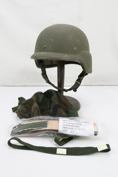 #28 US ARMY PASGT Gefechtshelm Original Combat Helm Gr. Small mit Woodland Helmbezug
