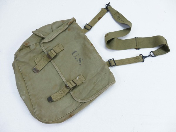 Original US ARMY WW2 Musette Bag M-1936 khaki 1942 Kampftasche mit Trageriemen