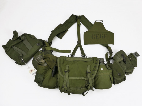 US Army Vietnam Sturmgepäck Belt Set Nylon Buttpack Magazintasche Lampe Feldflasche TYP ALICE