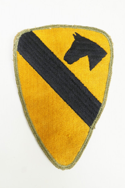 WW2 US ARMY 1st Cavalry Division Patch Cut Edge