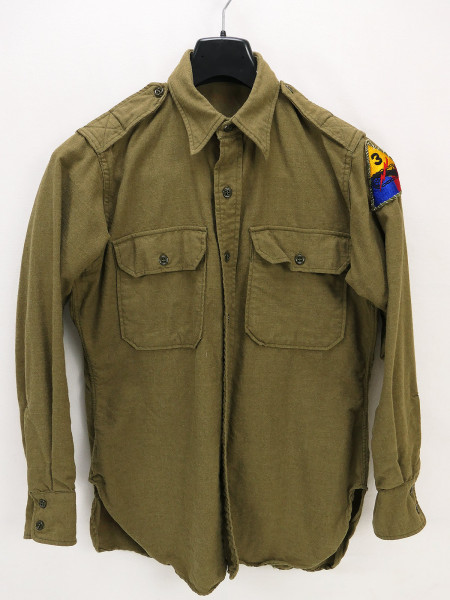 Einzelstück Original US Army WW2 Feldhemd M37 Officer mit Patch 3rd Armored Division sizw 14 1/2 x 3