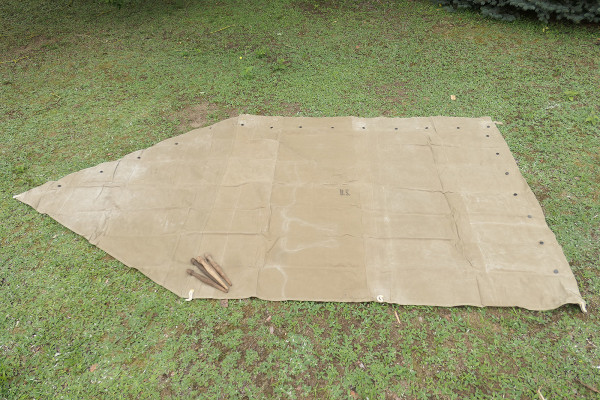 #2 US Zeltbahn shelter Zeltplane tent half 1942 + 5x Holzpflöcke