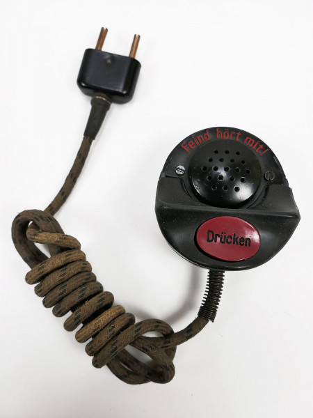 Wehrmacht Original Handmikrofon " Feind hört mit " Funker Funkgerät