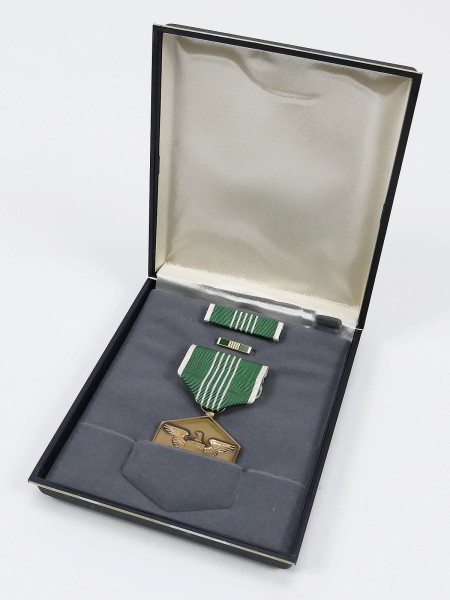 US ARMY Commendation Medal for Military Merit Orden Auszeichnung im Etui