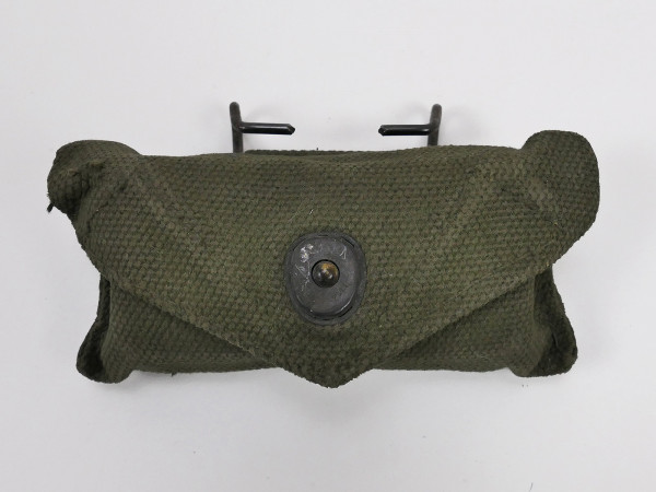 #8 US Army First Aid Kit M-1942 Pouch OLIV Verbandspäckchen Tasche Koppeltasche mit Inhalt