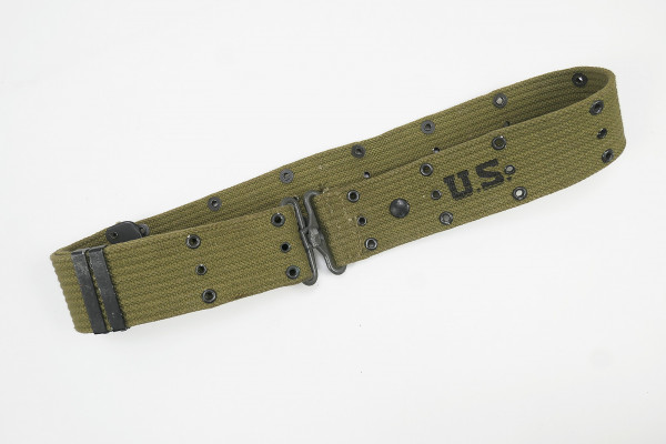 Original M-1936 US Army WW2 Pistol Belt Lochkoppel Yale 1943 Koppel