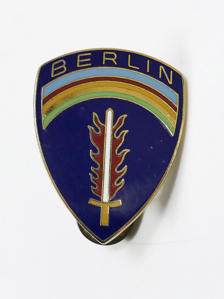 US Military BERLIN BRIGADE Pin Clutchback Medal Badge Abzeichen