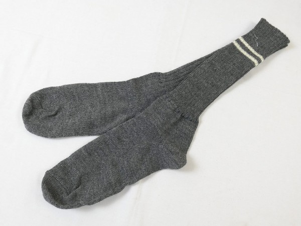 Wehrmacht Wollsocken Stiefelsocke Socken feldgrau mit Größenring Gr.2 (43/44)
