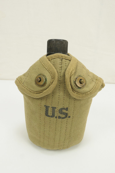 #1 Original US Army WW2 Feldflasche und Becher mit Repro Bezug