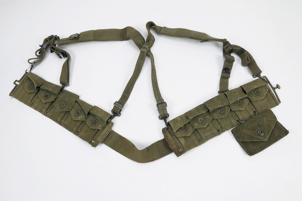 US ARMY WW2 Belt Cartridge M-1923 Garand M1 mit First Aid Pouch 1944