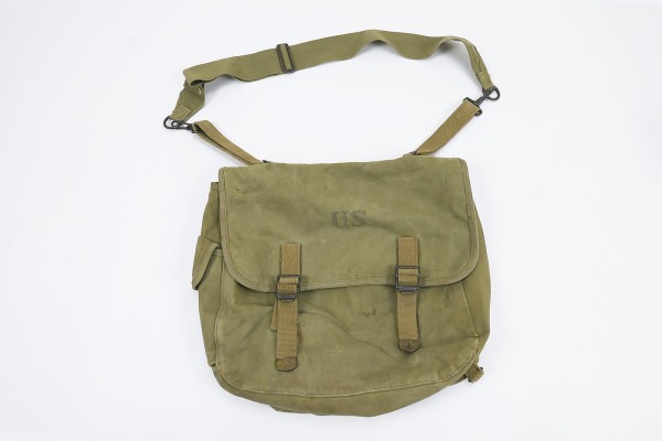 Original US Army M-1936 Musette Bag khaki Kampftasche 1940 mit Trageriemen 1942