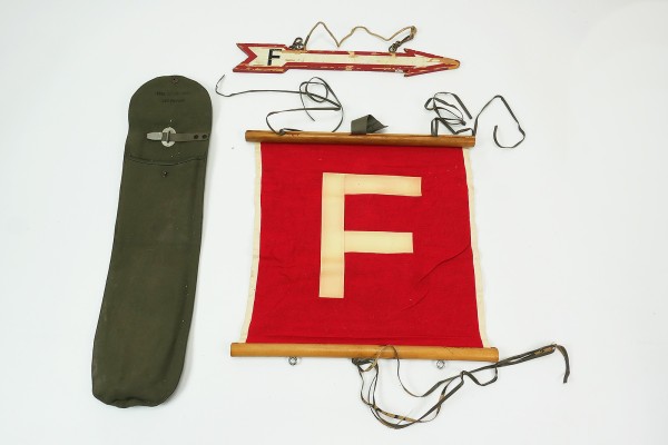 Typ Wehrmacht Funk Fernmelde Pfeil Kennzeichnung Fernmeldeflagge Funk Fahne #2