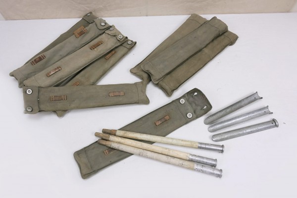 Typ Wehrmacht Zeltstangentasche mit 3 Zeltstangen und 3 Heringen WK2 Armeeware