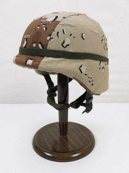 #33 US PASGT Gefechtshelm Combat Helm Gr. Small mit Desert Helmbezug + Cateye