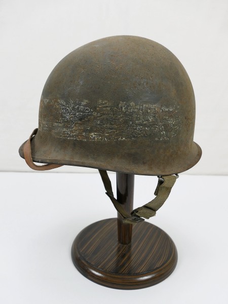 Original US Army WW2 MP M1 Stahlhelm Helm Glocke vorne gebördelt mit Fiber Liner