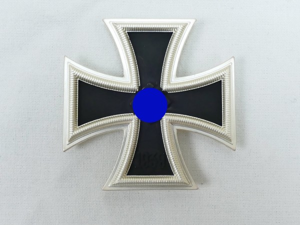 Wehrmacht Eisernes Kreuz 1939 EK1 an Nadel Hersteller "65"