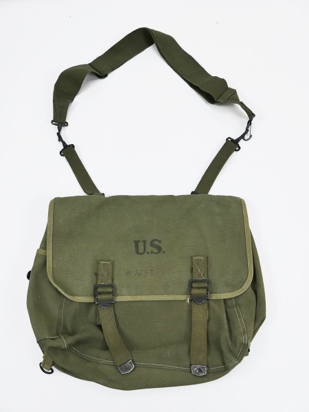 Original US Army M-1936 Musette Bag Kampftasche 1944 mit Trageriemen
