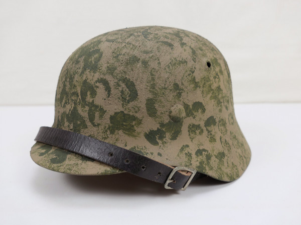 #A Wehrmacht / Waffen SS Heeres Tarn Stahlhelm M35 M40 Tarnhelm Gr.57/58 camouflaged helmet