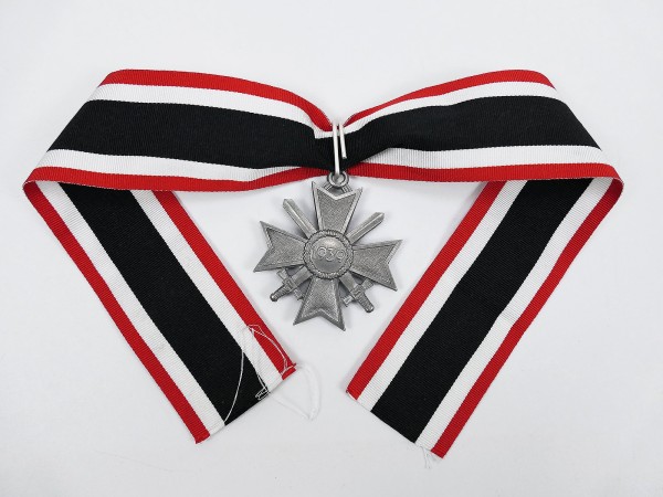Wehrmacht Ritterkreuz des Kriegsverdienstkreuz KVK mit Schwertern am Band Stufe Silber