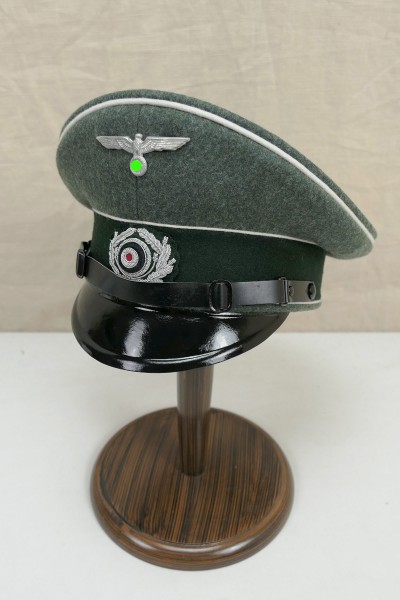 Wehrmacht Heeres Schirmmütze eines Offiziers der Infanterie Gr.59