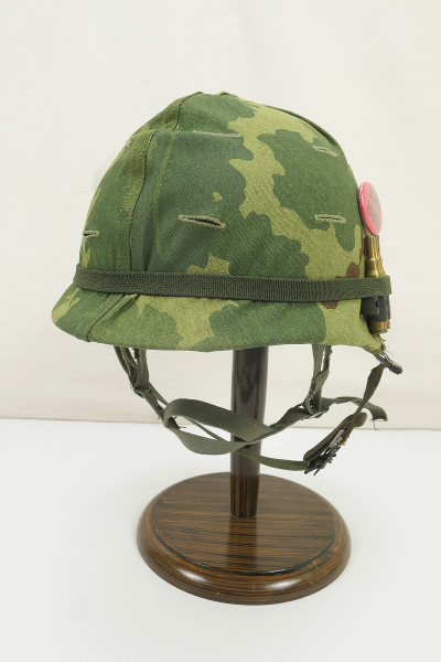 #A US M1 Stahlhelm Vietnam mit Original Mitchell Helmbezug + Helm Liner + Gurtstück