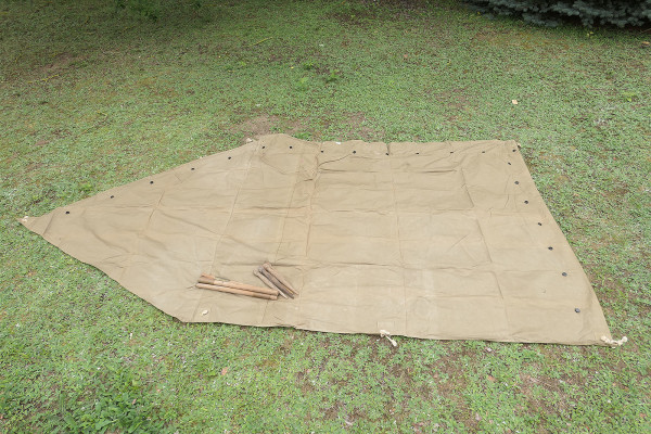 #3 US Zeltbahn shelter Zeltplane tent half + 5x Holzpflöcke