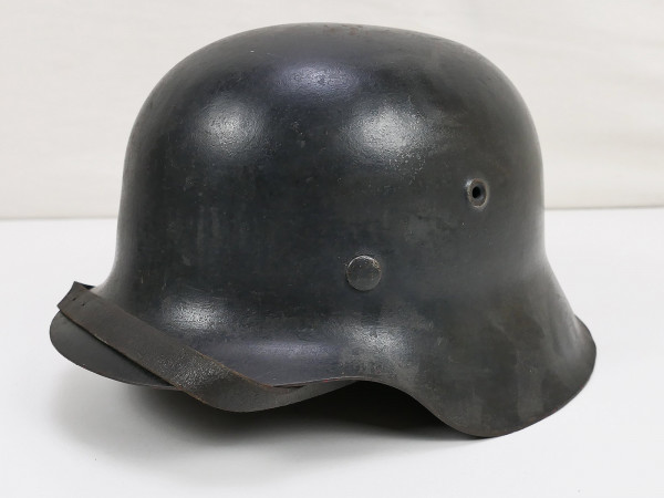 Wehrmacht Luftwaffe Stahlhelm M42 ET64 Original mit Helmfutter u. Kinnriemen