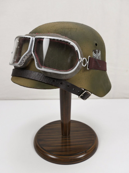 Wehrmacht camouflage Stahlhelm M35 M40 Tarnhelm Gr.57/58 SD mit Kradbrille Goggles