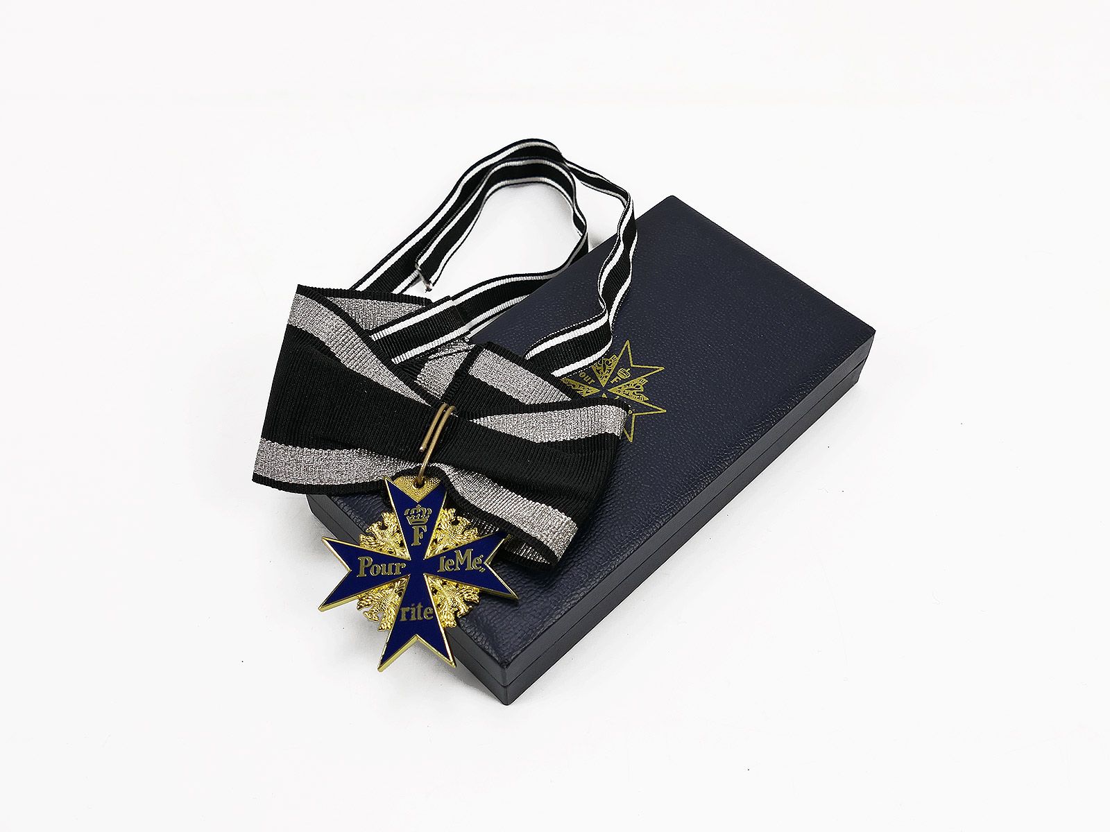 Orden Pour le Mérite am Kragenband im Etui / Blauer Max GFm Erwin ...