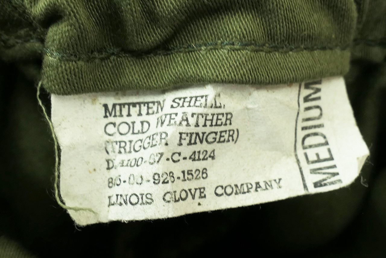 US ARMY Vietnam Cold Weather Trigger Finger Wool + Shell Gloves ...